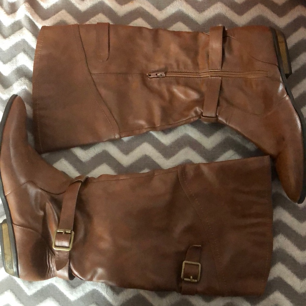 Brown riding boots size 9